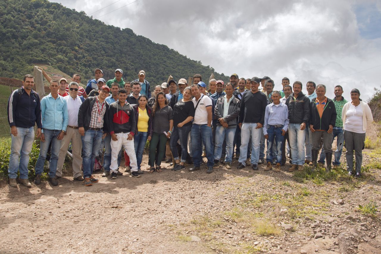Alianza para fortalecer los productos de la región: la cebolla