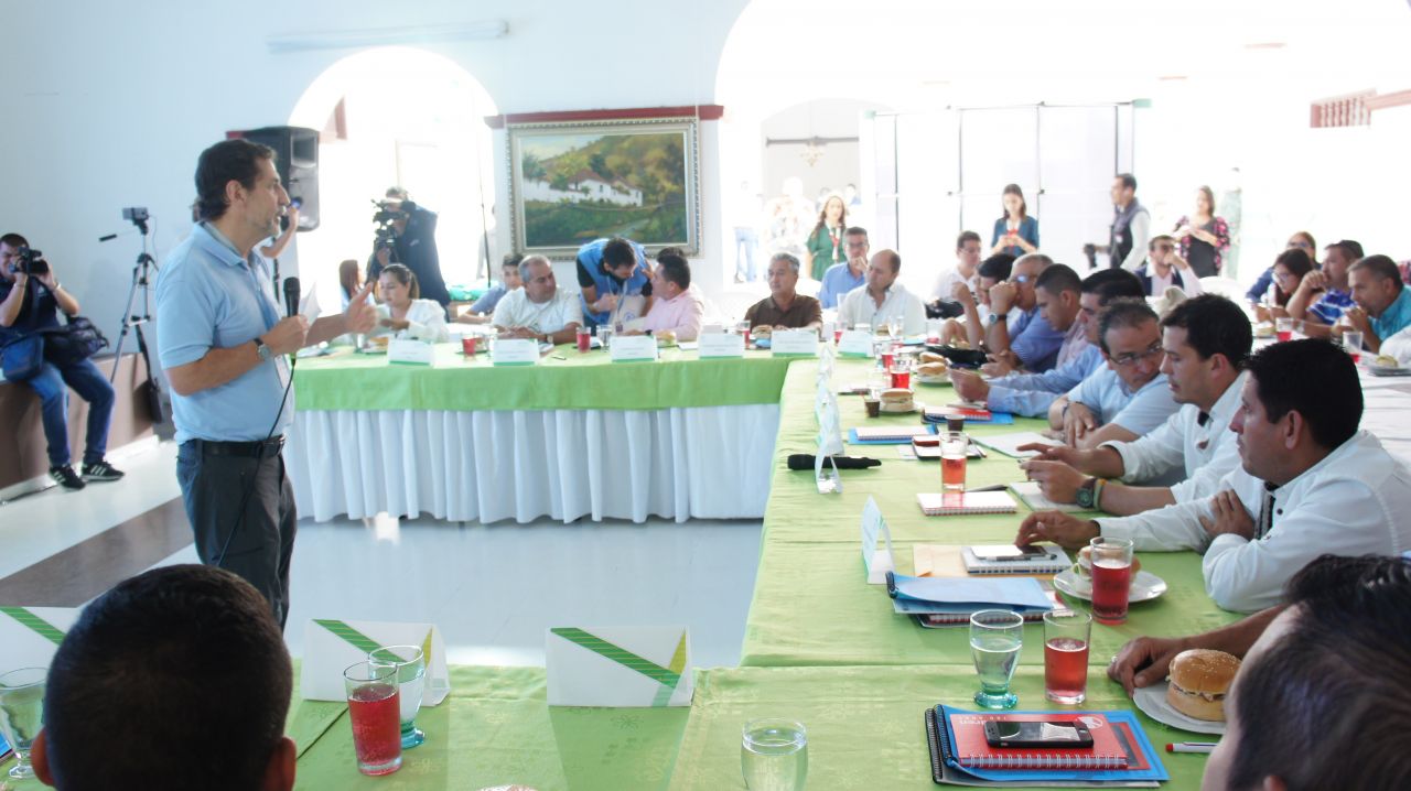 Con éxito finalizó el primer encuentro de alcaldes electos 2020-2023