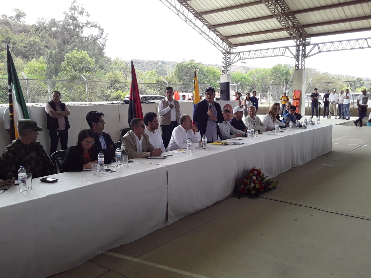 Comisión de Paz del Congreso de la República sesiona en el municipio de la Playa de Belén.