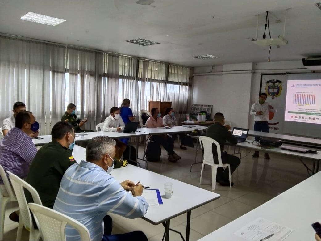 En la ciudad de Cúcuta se realizó la segunda Mesa Anticontrabando de Cebolla Cabezona Roja para la región del Catatumbo