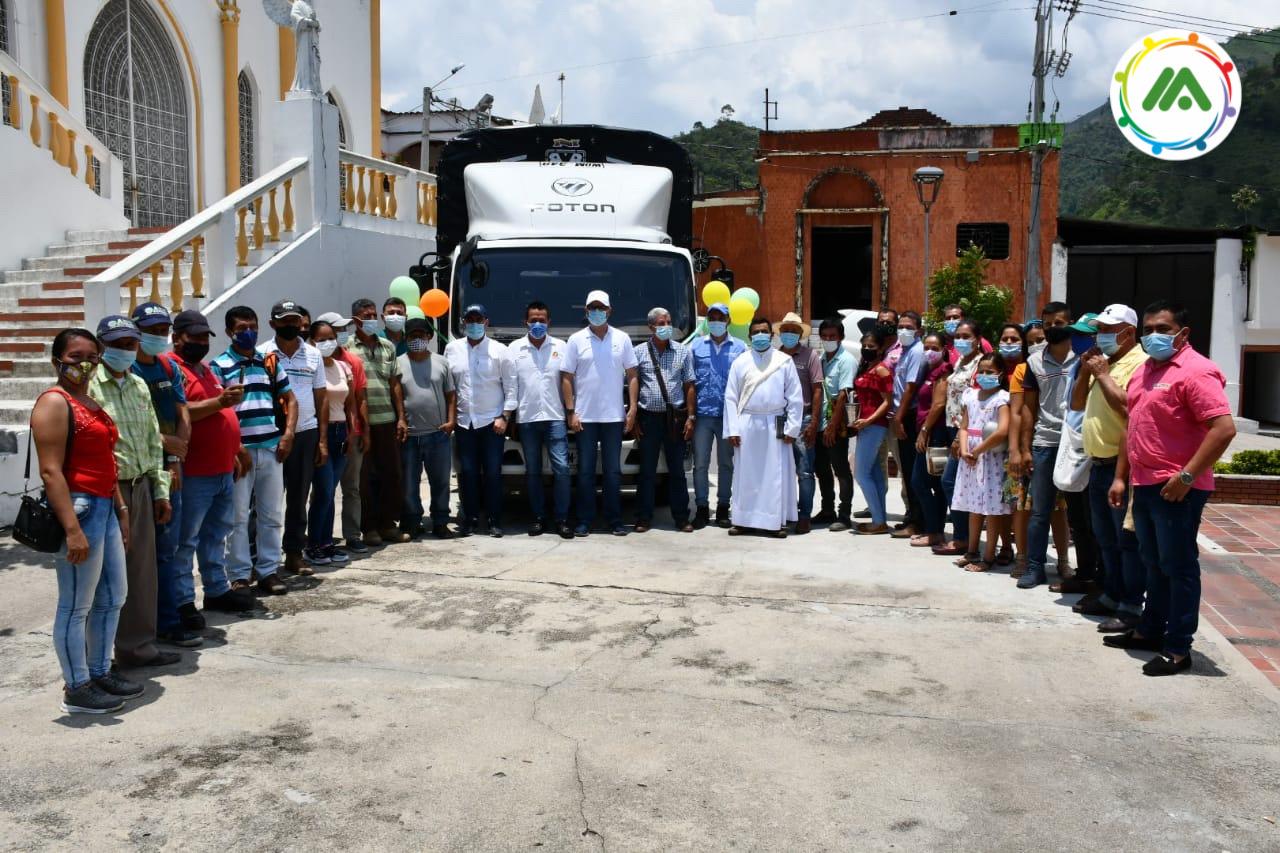 La Asociación ACIFRUT recibió un vehículo de carga