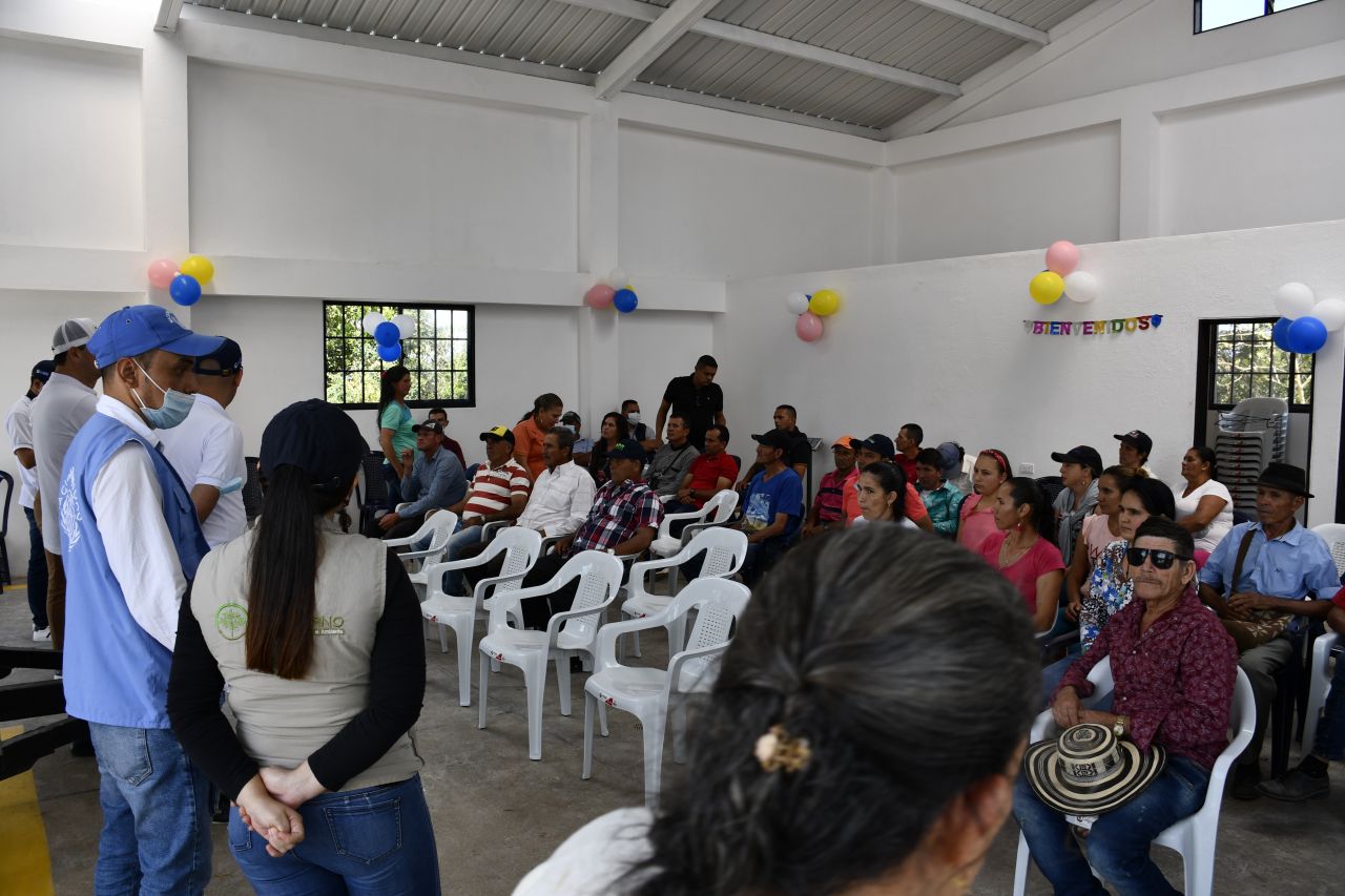Entrega del centro de acopio para la Asociación de Productores Aspijac – Las Chircas
